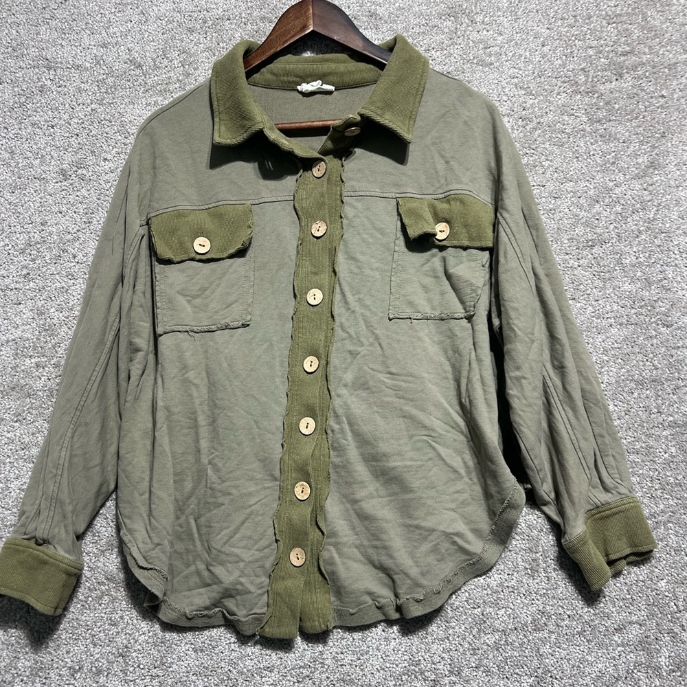 Heyson Woman’s Green Button Down Blouse Top Shirt Pickets Size Small